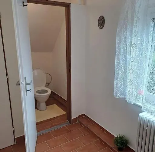 Bruno Apartman Postrizin